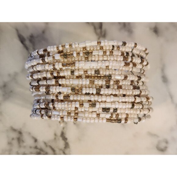 Stretchable Beaded Coil Bracelet With Mixed White & Gold Beads - Picture 3 of 4